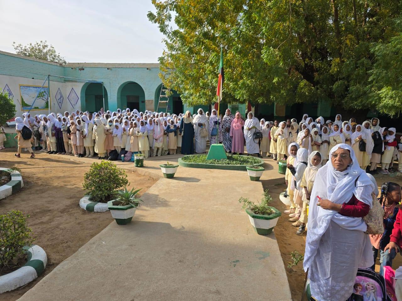 بنك الخرطوم يواصل حملة "الكراس هو الأساس" بمحلية دنقلا